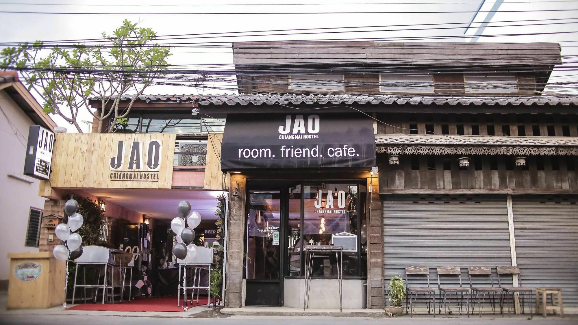 Jao Hostel & Cafe Chiang Mai Exteriör bild